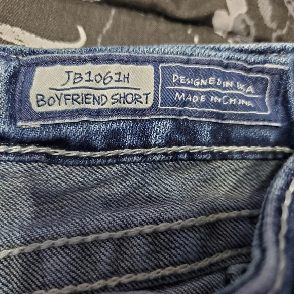 Miss Me Women's Boyfriend JB1061H Denim Shorts 27 - Picture 7 of 10